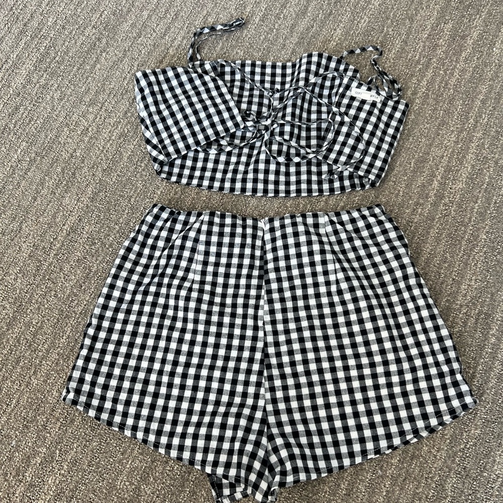 Gingham set - Picture 2 of 2